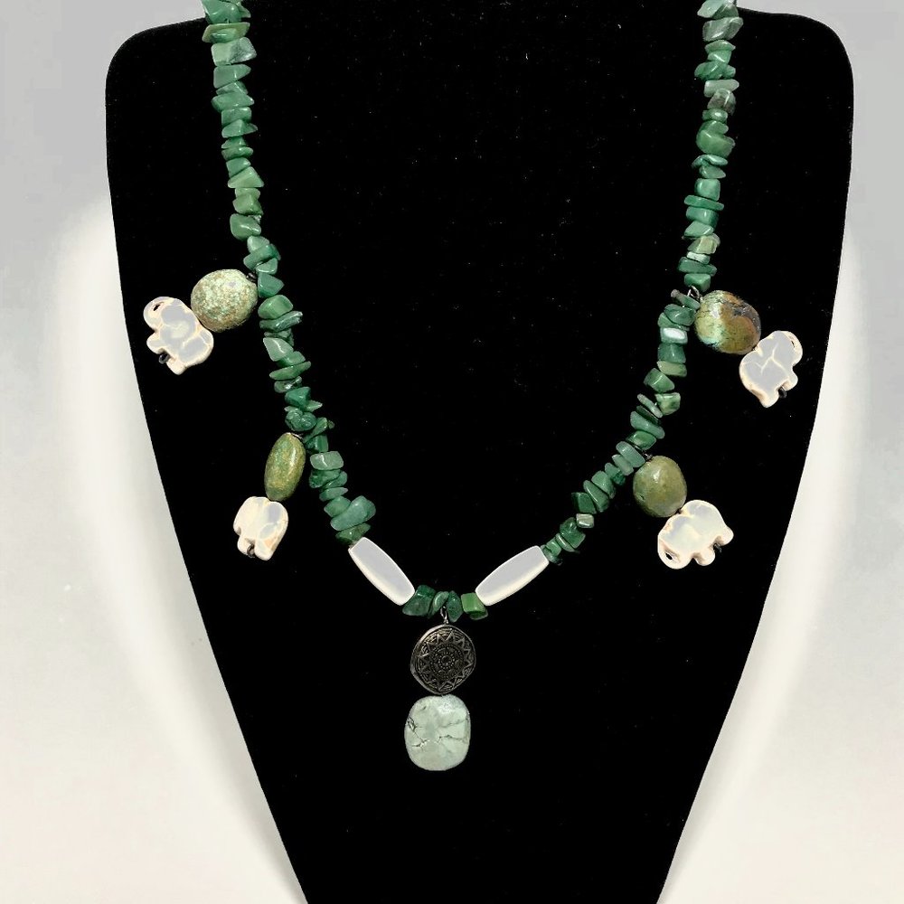 Handcrafted Designs by Maksoa